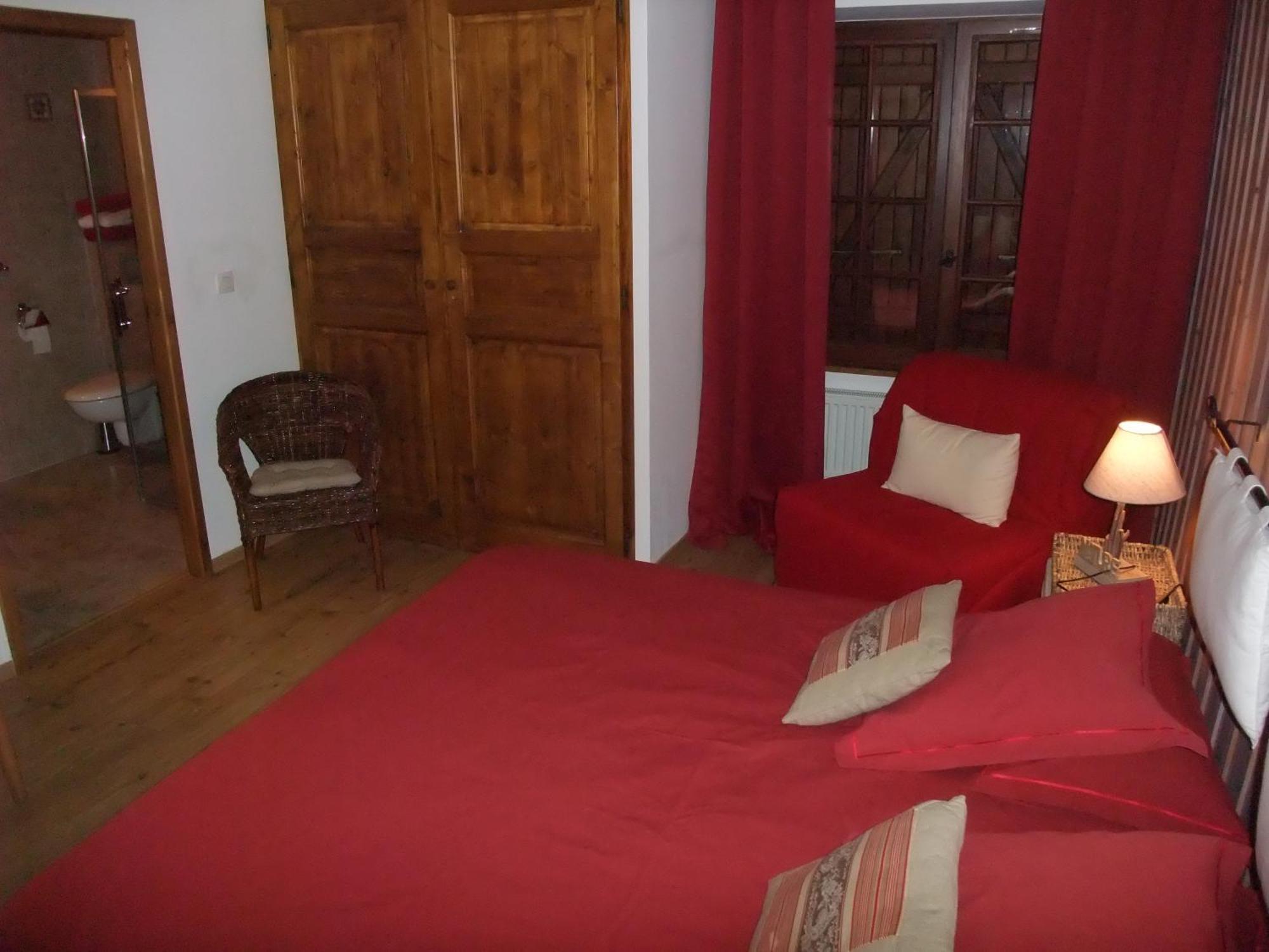 Le Domaine Du Grand Cellier Chambres D'Hotes En Savoie Tournon-sur-Rhône Pokój zdjęcie