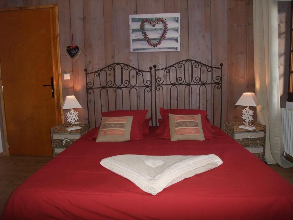 Le Domaine Du Grand Cellier Chambres D'Hotes En Savoie Tournon-sur-Rhône Pokój zdjęcie