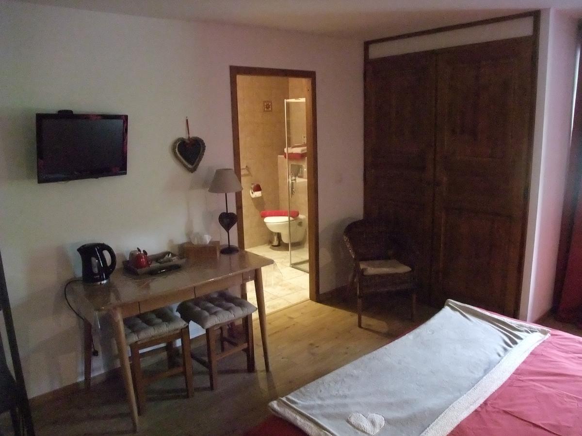 Le Domaine Du Grand Cellier Chambres D'Hotes En Savoie Tournon-sur-Rhône Zewnętrze zdjęcie